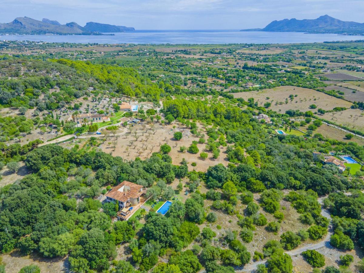 Villa Hidden Retreat / Denga *