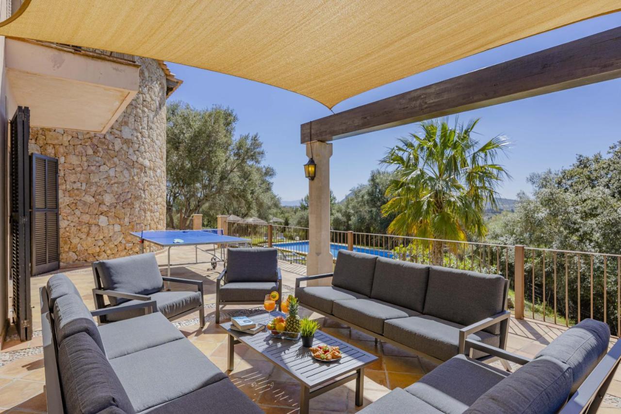 Hidden Retreat / Denga Villa
