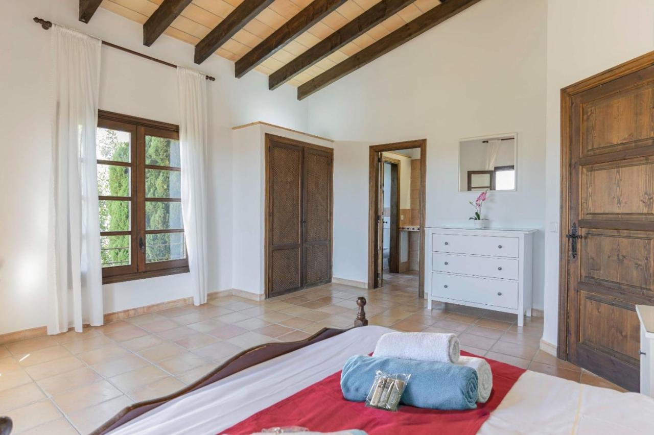 Hidden Retreat / Denga Villa